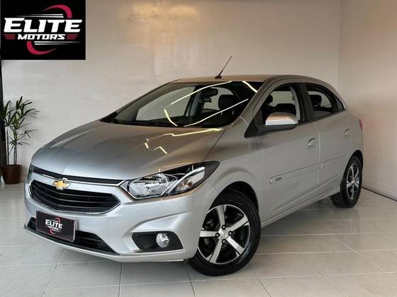CHEVROLET ONIX 1.4 MPFI LTZ 8V FLEX 4P AUTOMÁTICO CHEVROLET ONIX 1.4 MPFI LTZ 8V FLEX 4P AUTOMÁTICO